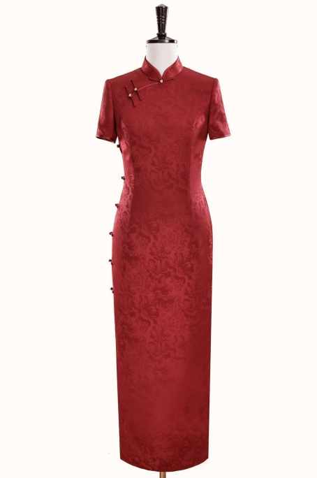 关于高考妈妈旗袍的选择和意义