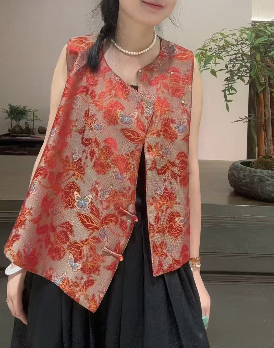 水墨丹青入日常：新中式生活美学的穿搭演绎