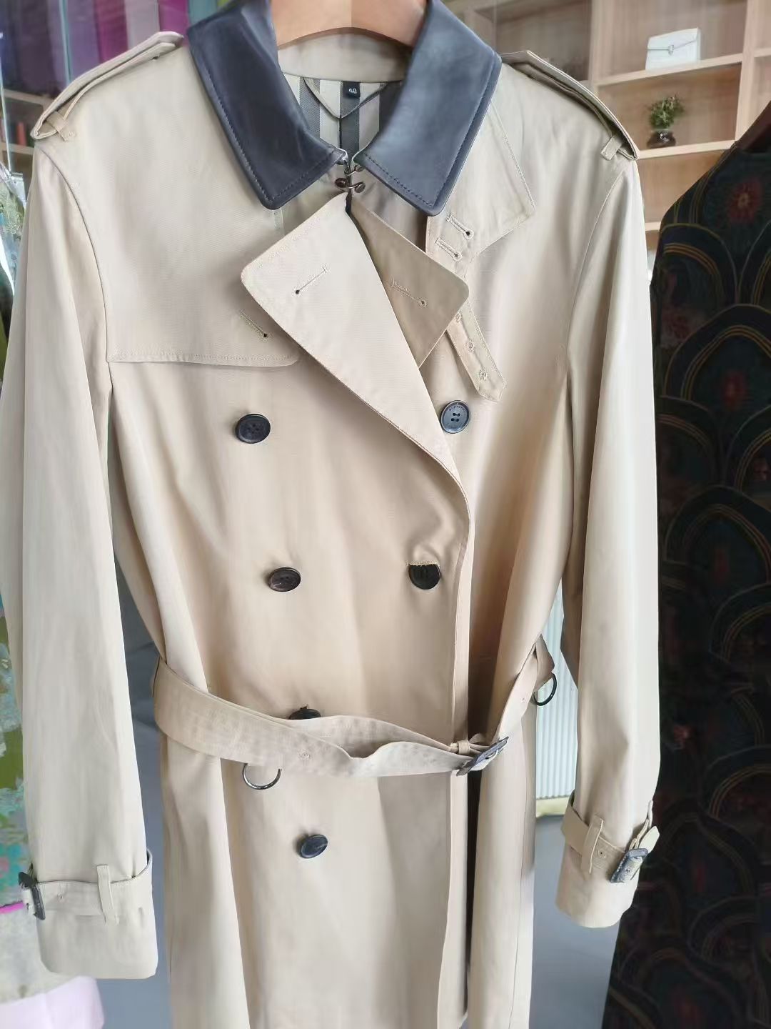 中古异色双层领风衣