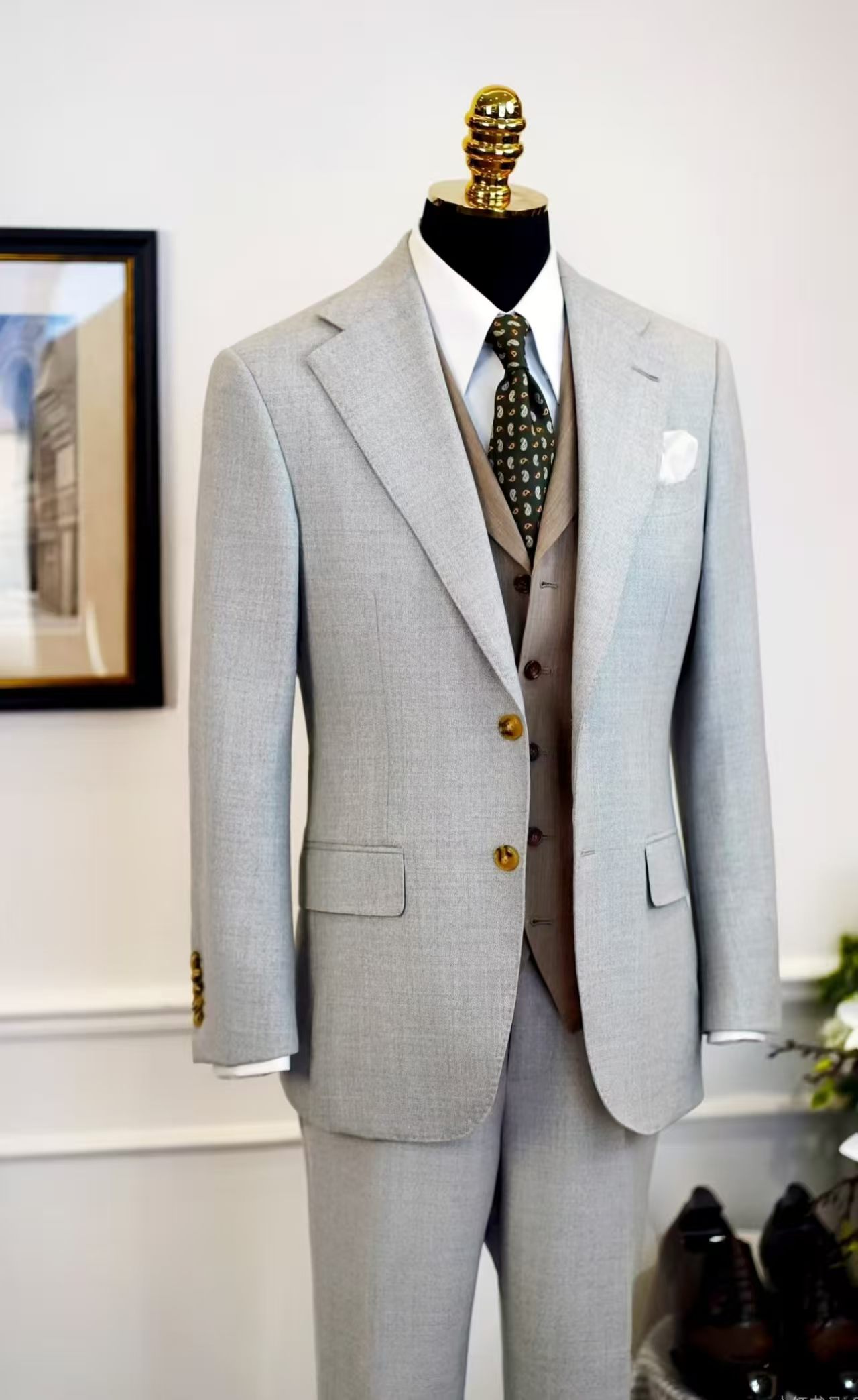 浅灰色西装的神奇魔力